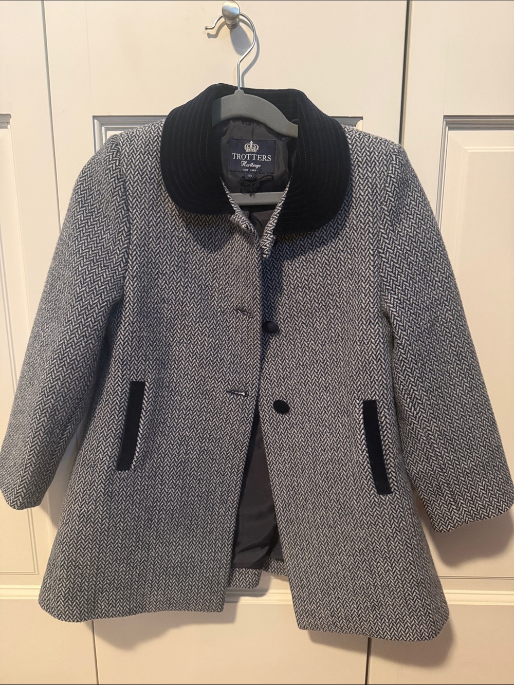 Trotters Gray Herringbone Pea Coat with Navy blue Collar